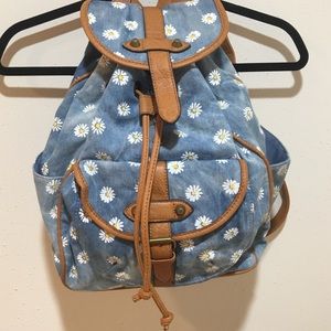 💰 FINAL SALE 💰 Denim and Daisy Backpack